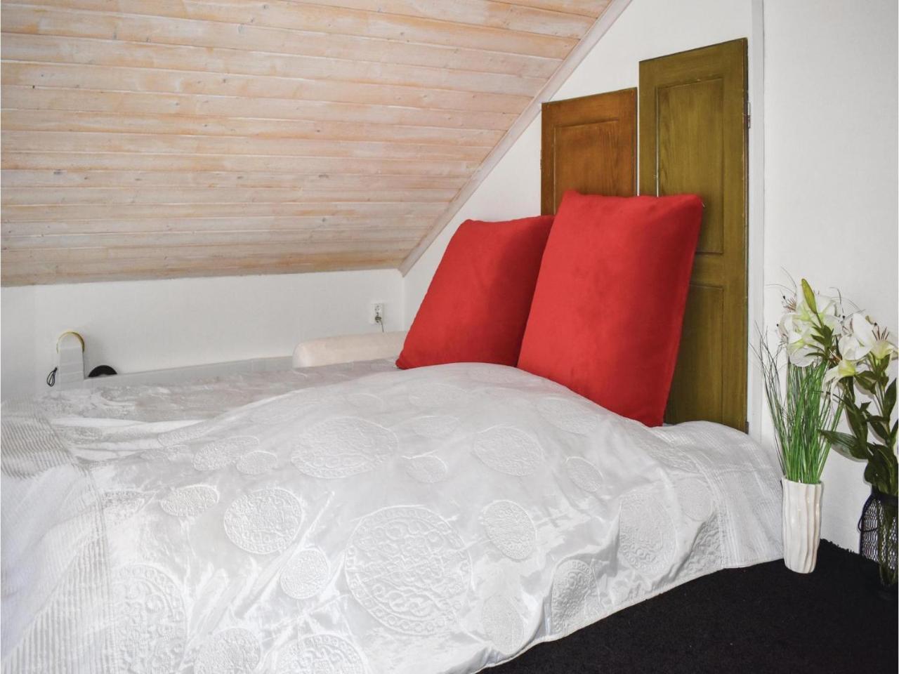 Awesome Home In Vimmerby With Wifi Exterior foto